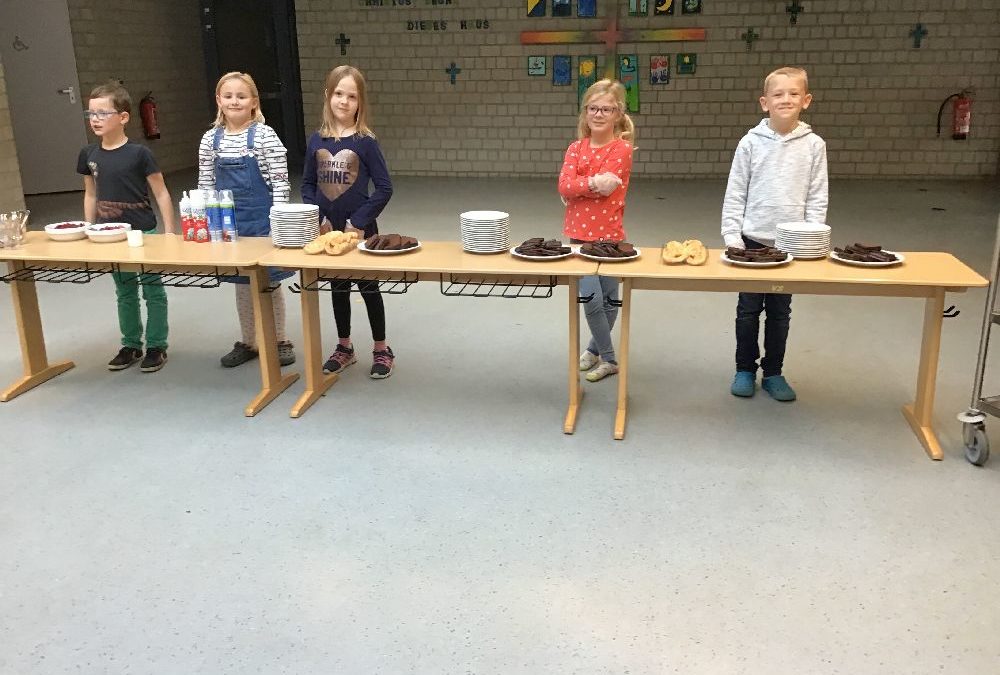 Kinderparlament am Kuchenbuffet